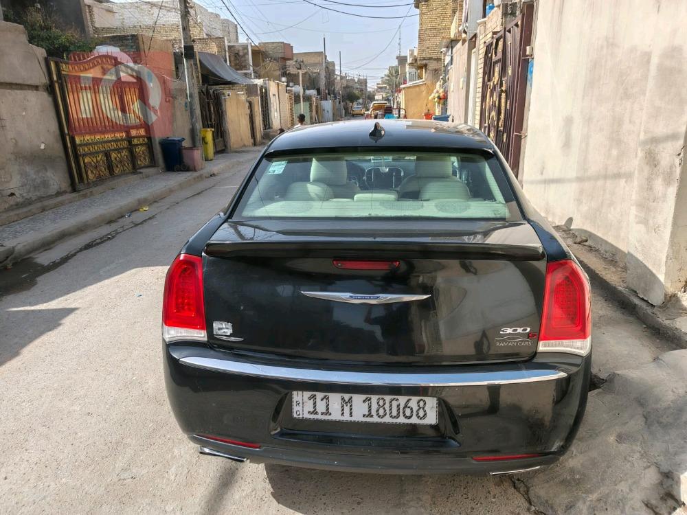 كرايسلر 300